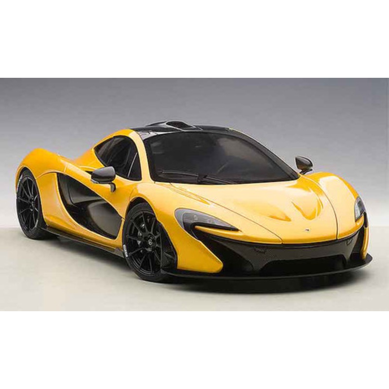 1/12 AUTOart Signature McLaren P1 (Volcano Yellow) Car Model