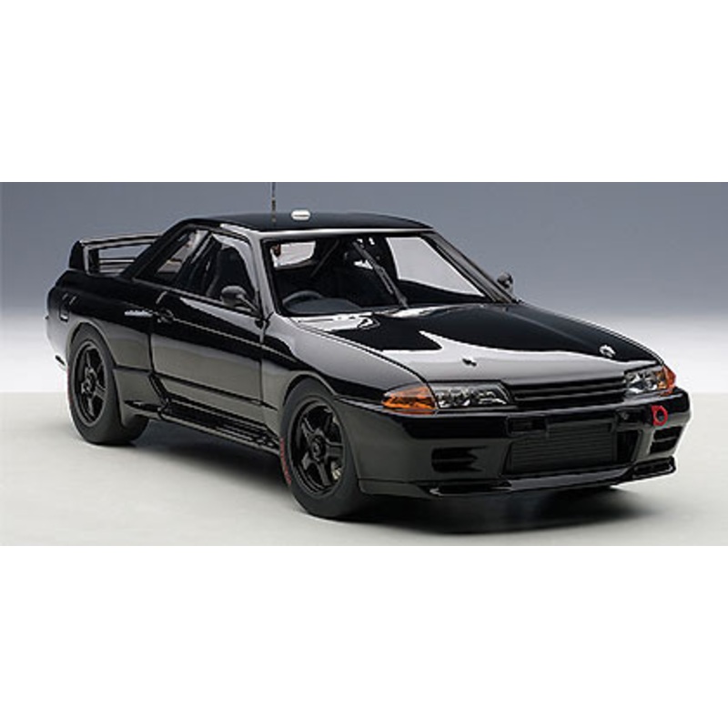 1/18 AUTOart NISSAN SKYLINE GT-R GTR (R32) AUSTRALIAN BATHURST RACE 1992 PLAIN COLOR VERSION (BLACK/BLACK WHEELS) Diecast Car Model 89280