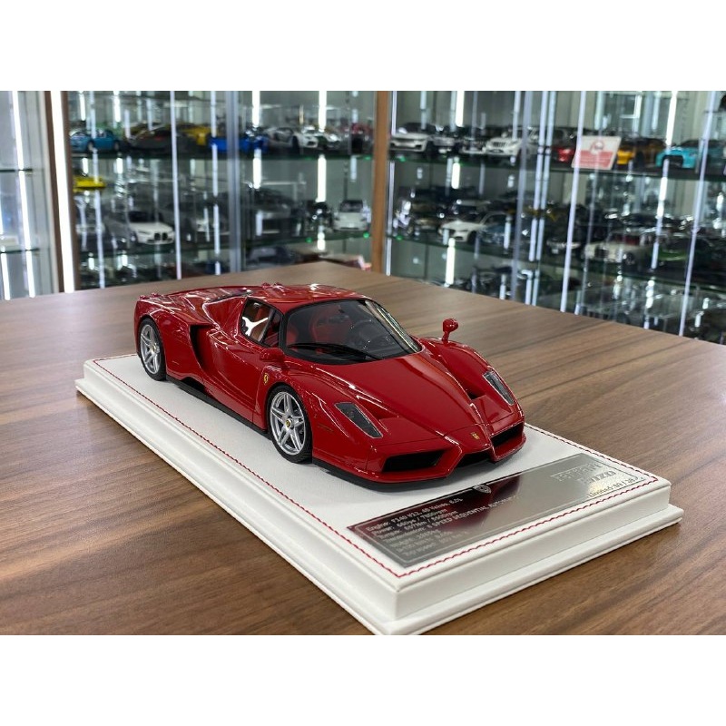 1/18 Resin Ferrari Enzo | Davis & Giovanni | Limited 30 pcs | Rosso Corsa / Black, Red Interior