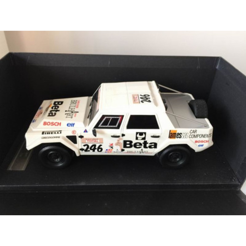 1/18 Handmade Resin Lamborghini LM002 Race Version Car Model