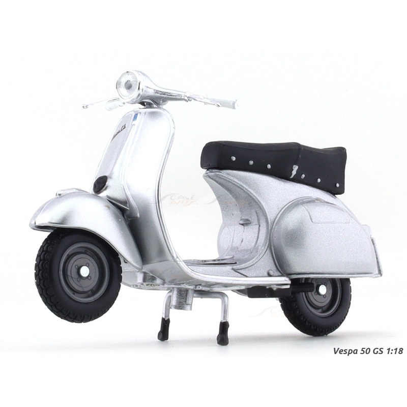 Vespa 50 GS 1:18 diecast scale model scooter bike collectible