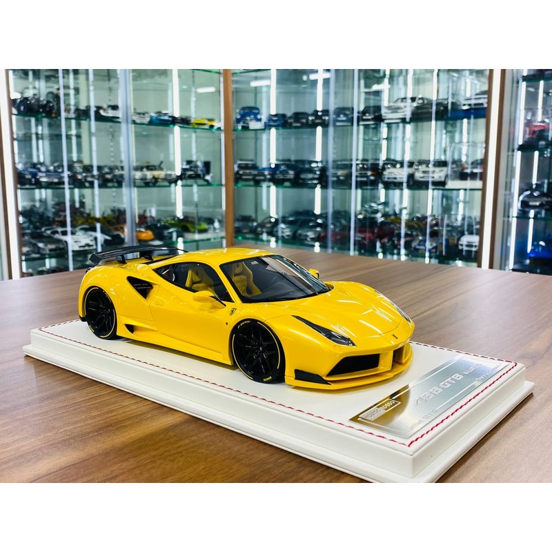 1/18 Resin Davis & Giovanni Ferrari 488 GTB , Yellow, Limited to 10 Units