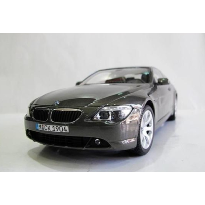 1/18 Dealer Edition BMW 6 Series 2nd Generation (E63/E64; 20032010) 640i 645i 650i (Bronze) Diecast Car Model